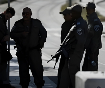  عملية طعن ..  الجيش "الإسرائيلي" يصيب شابا يهوديا برصاصه 