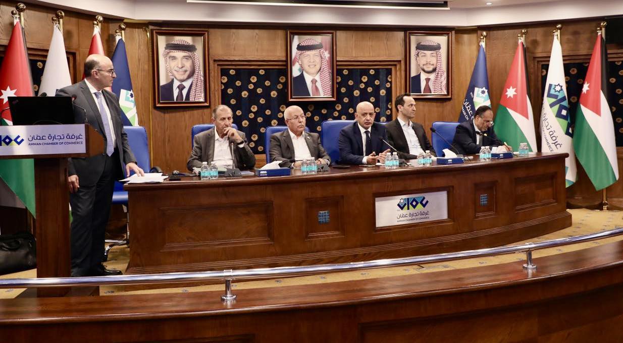 بدء الإجراءات القانونية لتحصيل حقوق التجار الأردنيين المتضررين من حريق الباخرة الصينية في دبي خلال أيام