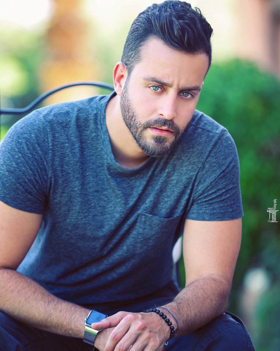 بالفيديو  ..  سعد رمضان يؤدّي الآذان بصوته