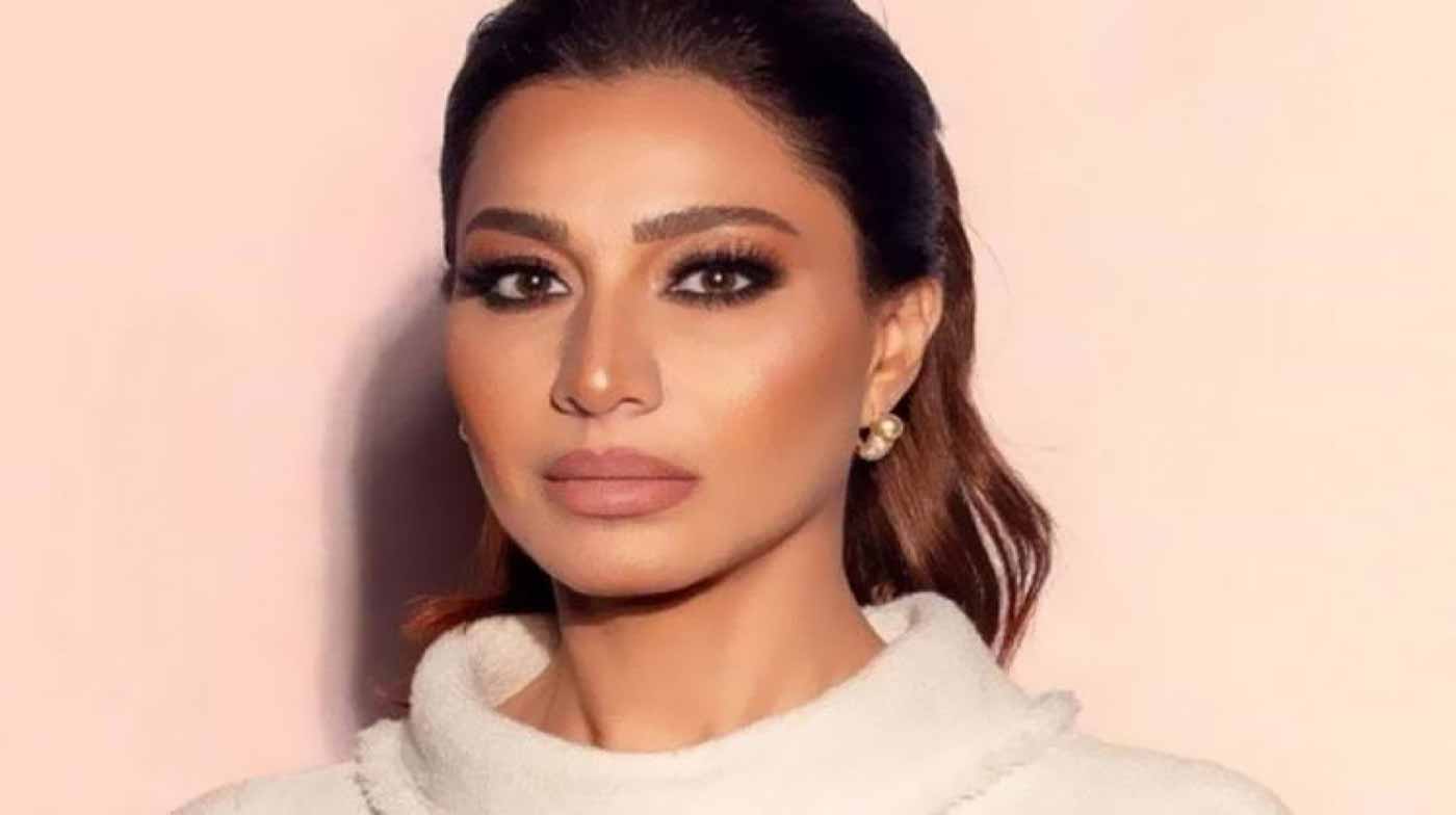 إعلامية مصرية تكشف عن تعرضها لخطأ طبي كارثي