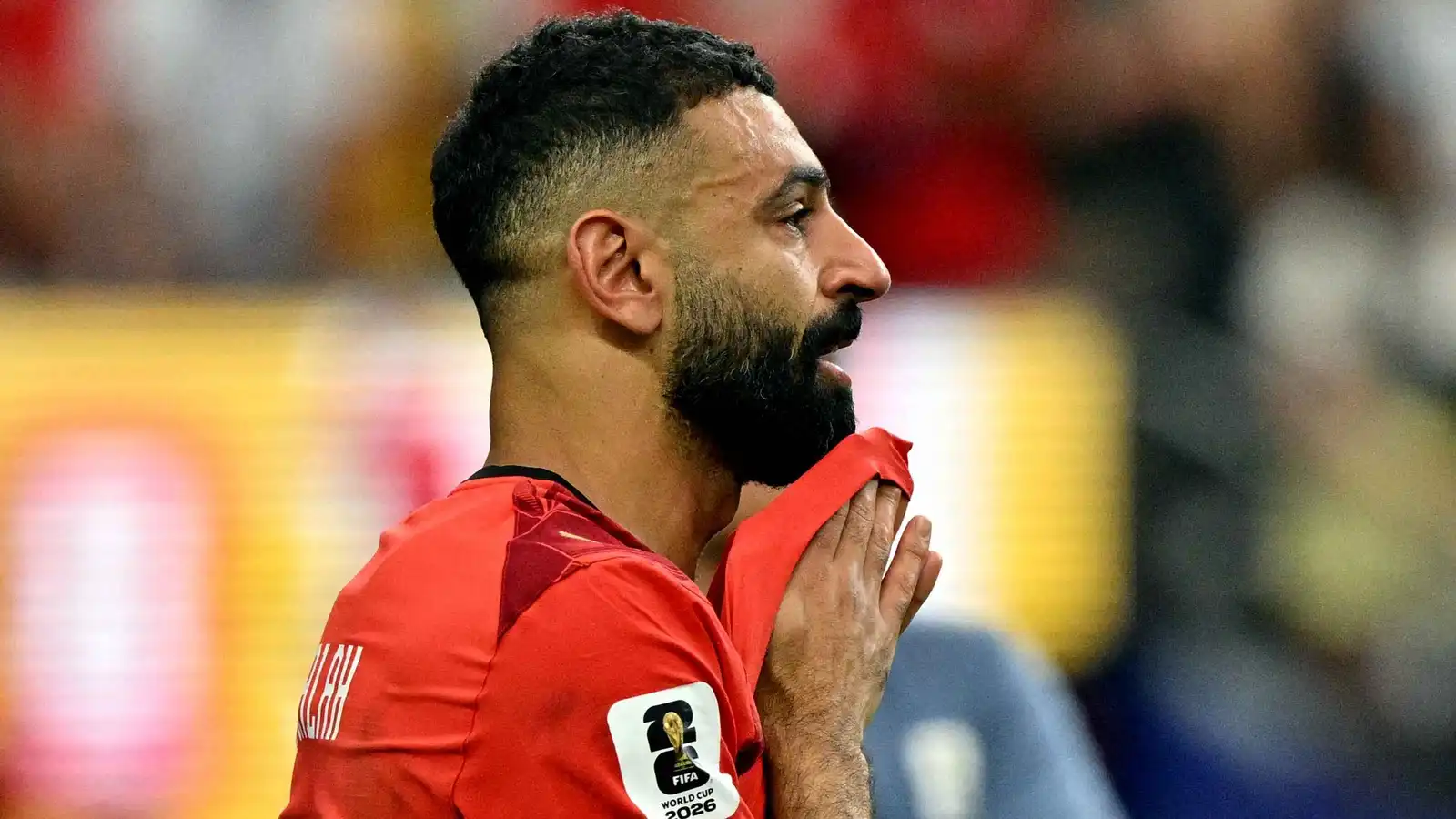 محمد صلاح ومحرز ..  تطورات جنونية في ميركاتو 5 نجوم عرب