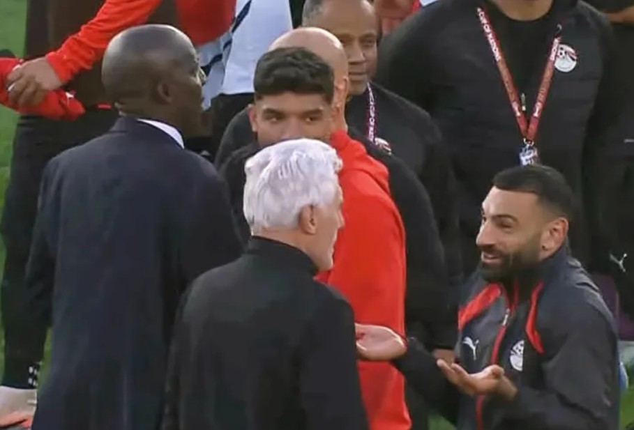غرامة وتحذير لمنتخب مصر بسبب تصرف صلاح في كأس أفريقيا