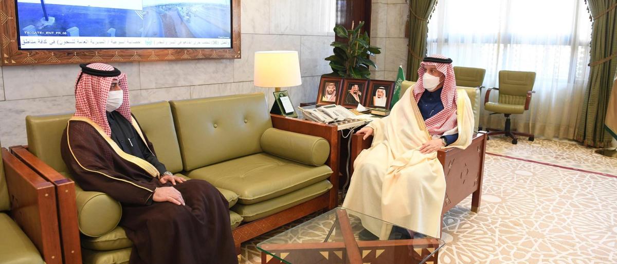 "لقاء ودي" يجمع أمير الرياض وسفير قطر لدى السعودية