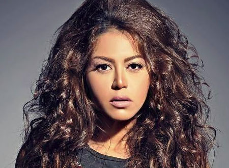 لقاء الخميسي تتعرض لوعكة صحية والطبيب يحذرها