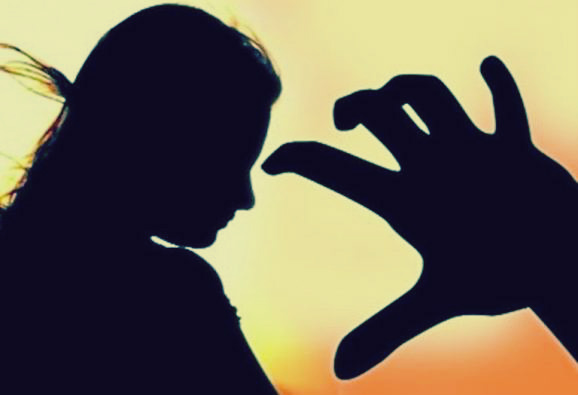 ضحاياه بين 11 و71 عاماً  ..  "ذئب بشري" يرتكب 37 عملية اغتصاب خلال أسبوعين  ..  تفاصيل
