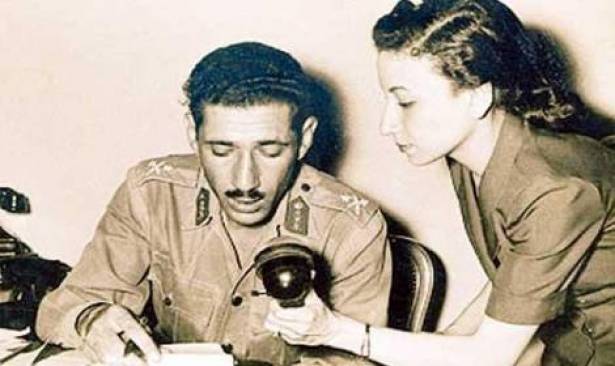 بالفيديو ..  سر الشريط الجنسي لـ"برلنتي" وعبدالحكيم عامر وزير الدفاع المصري الاسبق