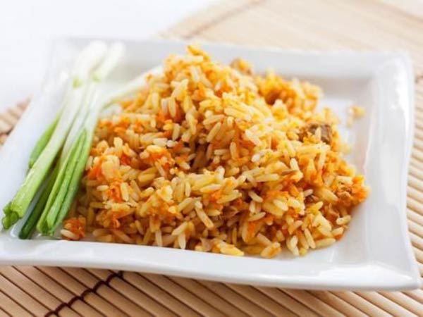 طبق الرز البسمتي الحارّ ..  مميز وشهي