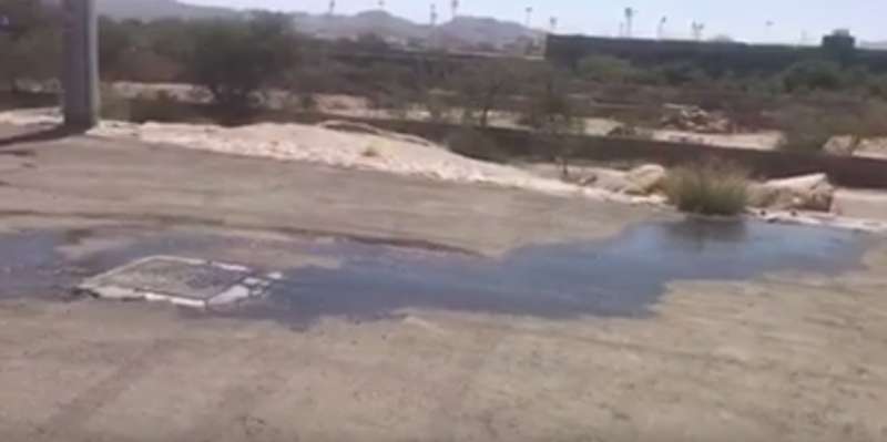 عسير : مياه المجاري تحاصر ابتدائية بنات في أحد رفيدة 