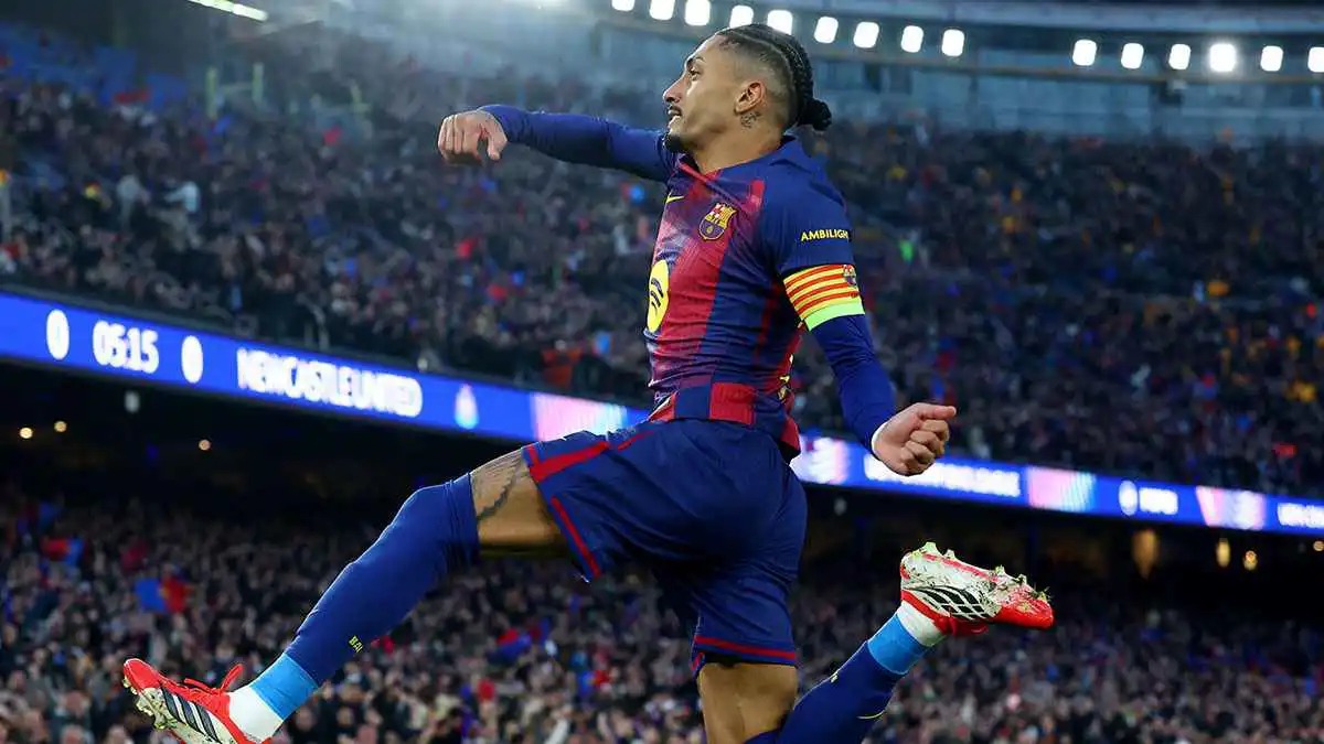 مع اقتراب الميركاتو الصيفي ..  رافينيا هدف قوي لأندية الدوري السعودي 