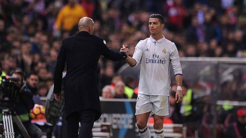 رونالدو يتأهب لمعركة باريس "بعيدا" عن ريال مدريد
