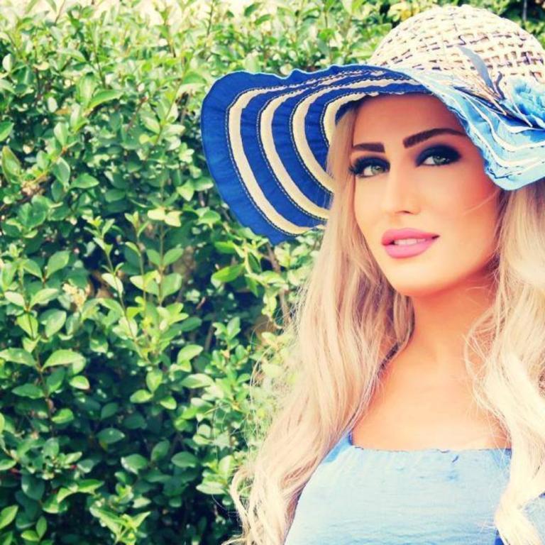  صور : هل هذا الطفل ابن هبة نور من زواج سري؟