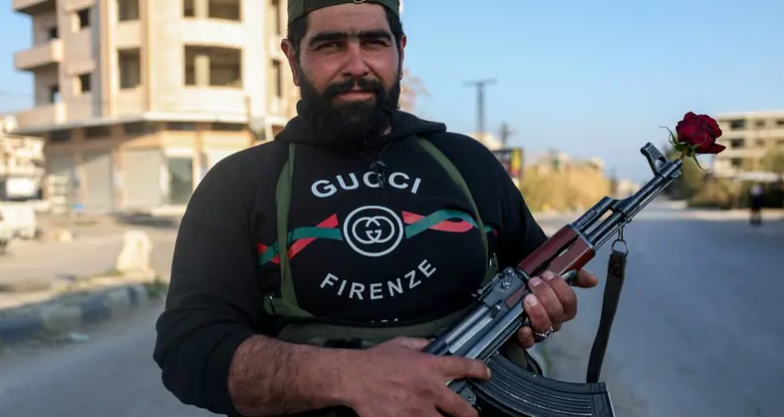 سوريا تقبض على فايق مياسة ..  مقترح استخدام البراميل المتفجرة