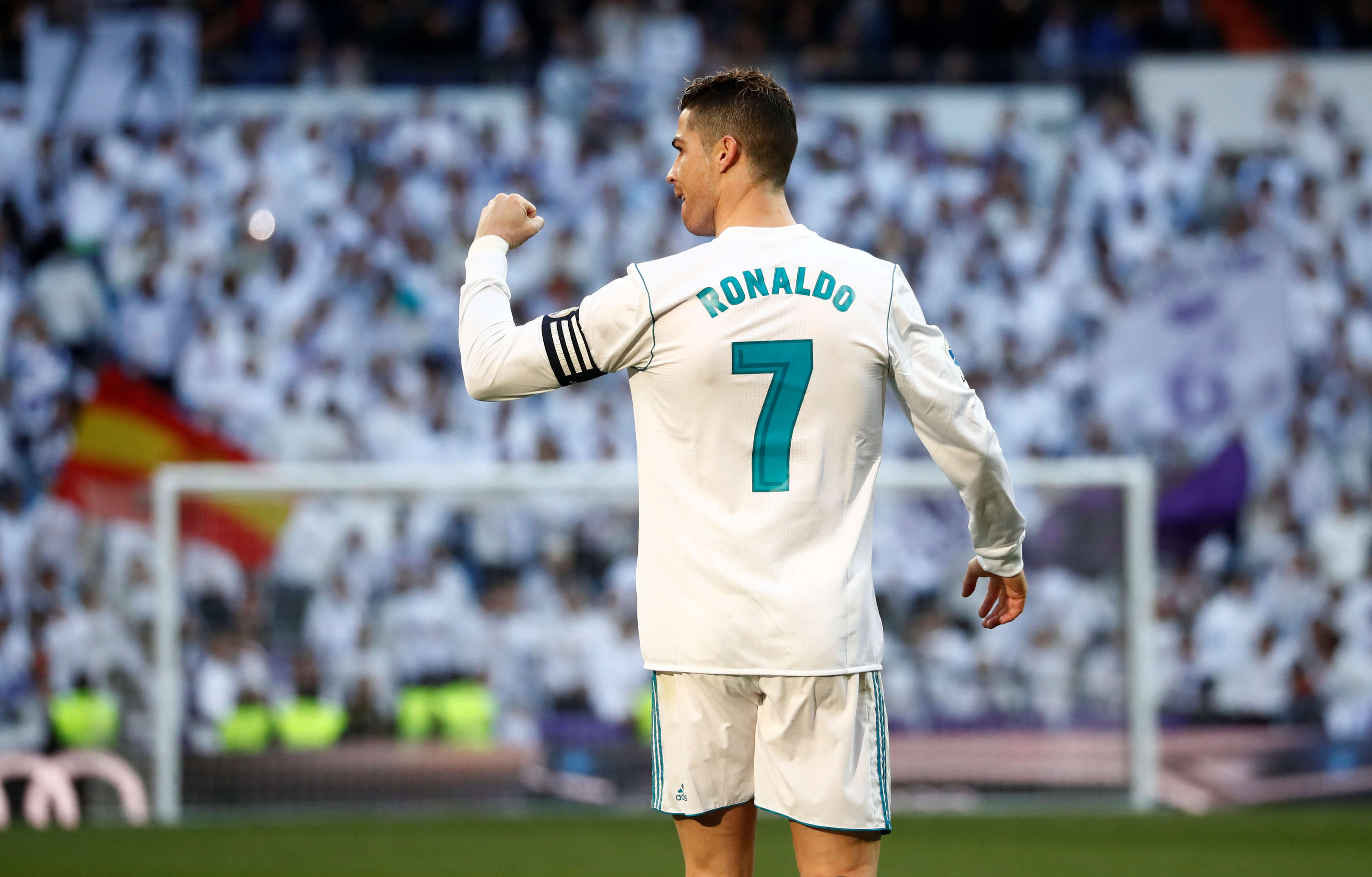 نجومية رونالدو تهدد مستقبل ريال مدريد