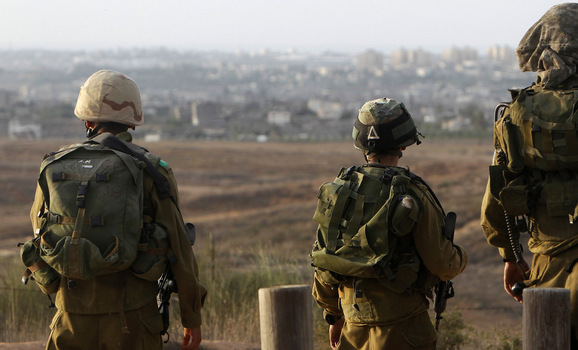إسرائيل تهدد غزة بعملية عسكرية واسعة بسبب طائرات حارقة