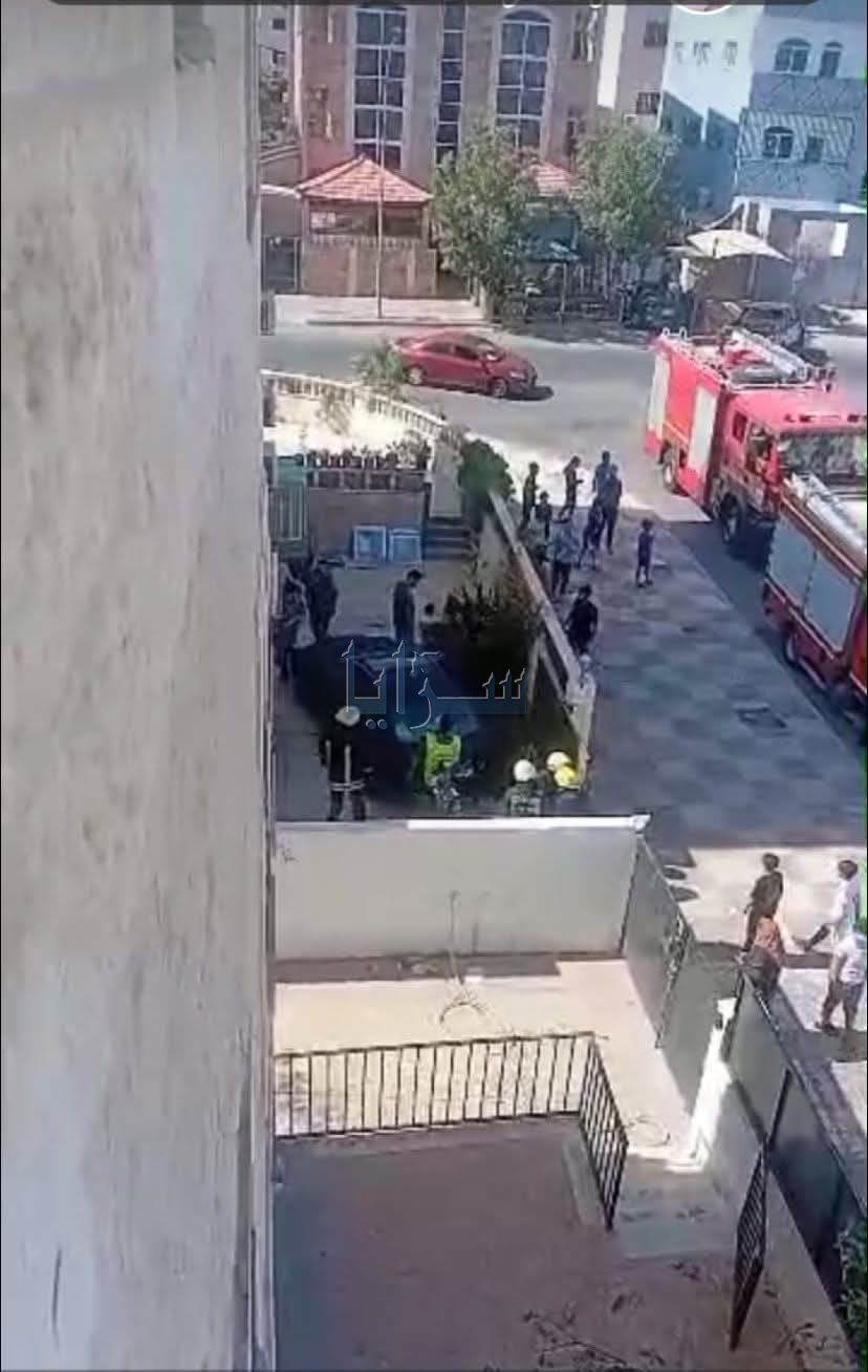 بالفيديو والصور  .. سقوط شظية صاروخ في العقبة دون وقوع إصابات بشرية