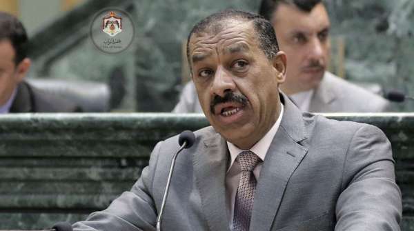 النائب الازايدة يوضح لسرايا حقيقة وصفه النواب  "مرتشون ولصوص"
