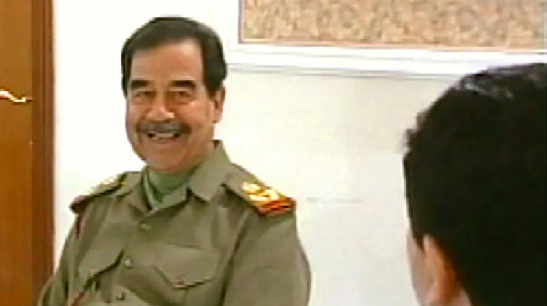 صدام رفض المهدئات عند شنقه ..  وجثته وضعت أمام حفل زفاف