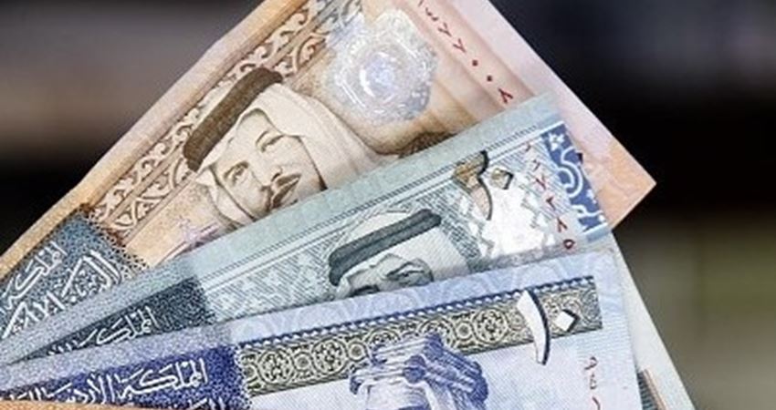 بواقع 30 دينار ..  صرف دعم المحروقات لطلبة المنح والقروض الجامعية اليوم 