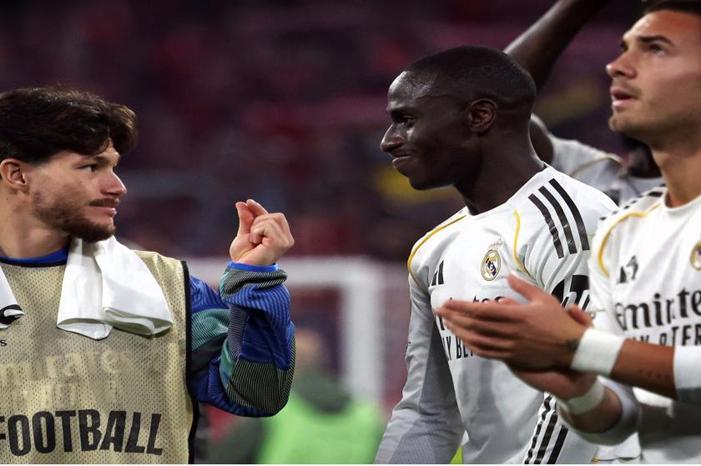 موسم ريال مدريد يتداعى وشبح الخروج من دون لقب كبير يلاحقه