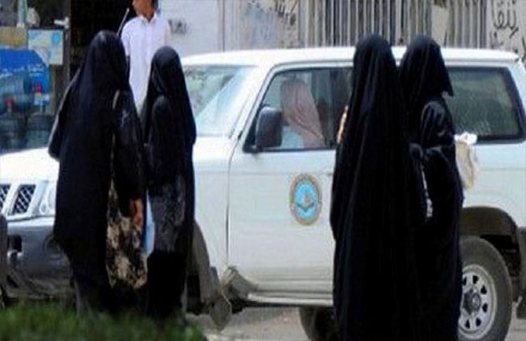 سجن 20 فتاة سعودية بسبب انتاجهن أفلام إباحية