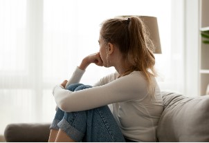 تفكيري في مسؤولياتي وإتقان العمل أرهقني، فماذا أفعل؟
