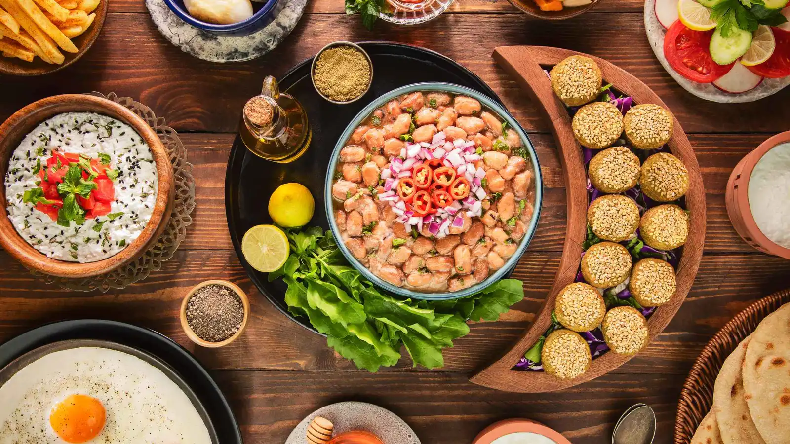 "السحور الصحي" ..  أطعمة تمنح الصائم طاقة لساعات طويلة 