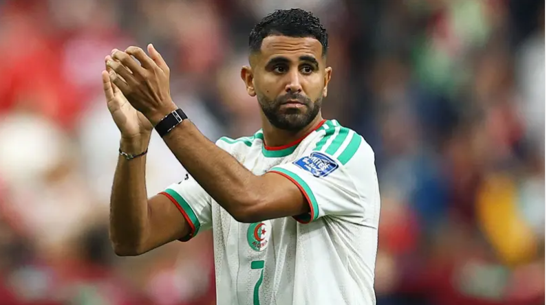 الاتحاد الجزائري يكرم محرز بعد اعتزاله دولياً