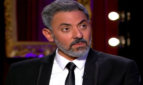 تحياتى لمدام سوسن بدر  ..  فتحى عبد الوهاب يغازل جمهوره بصورة فرعونية