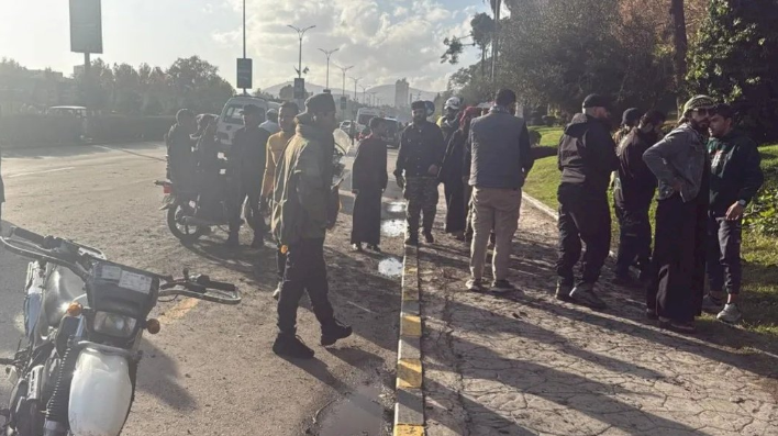  وسط تحضيرات لذكرى سقوط نظام الأسد  .. انفجار عبوة ناسفة في دمشق 