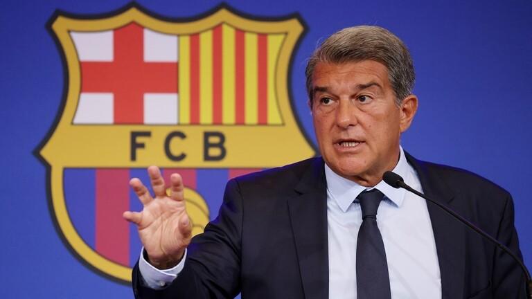 لابورتا يكشف حجم ديون برشلونة ويصف وضعه بالمأساوي