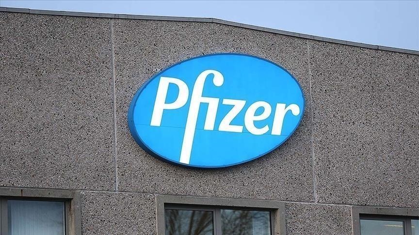 "فايزر" تتوقع 15 مليار دولار عائدات من لقاح كورونا خلال 2021