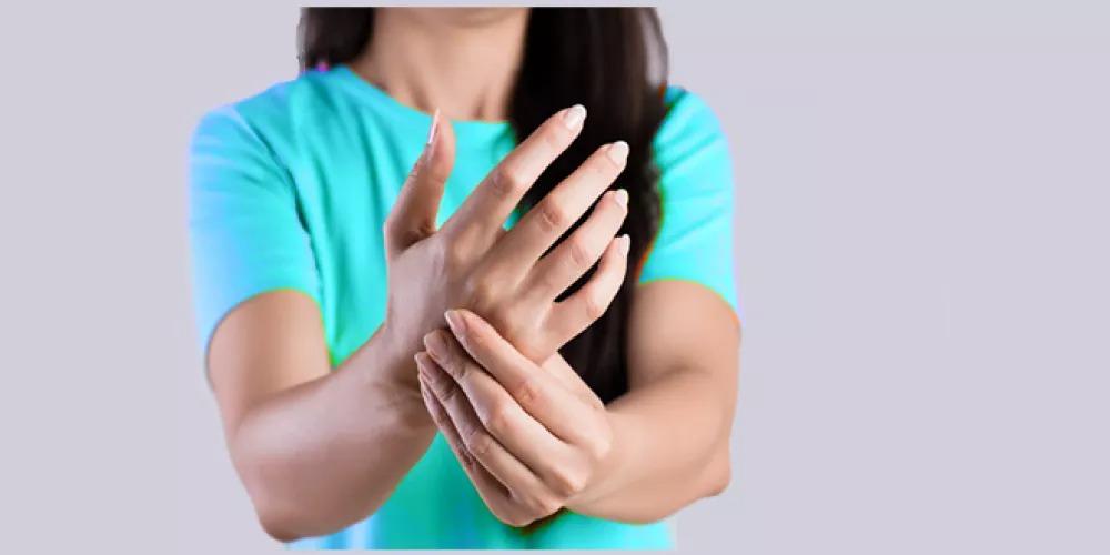 السكري والتوتر أسبابٌ محتملة ..  لماذا تشعر بالتنميل؟
