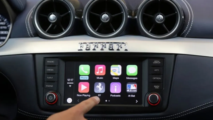 ميزات خفية في Apple CarPlay قد تغيّر تجربة القيادة