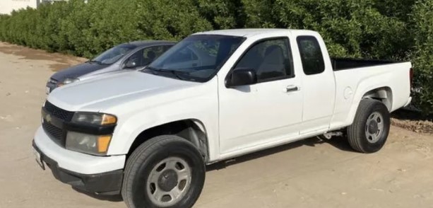 بكب شفرولية كولورادو 4x4 2010 للبيع او البدل