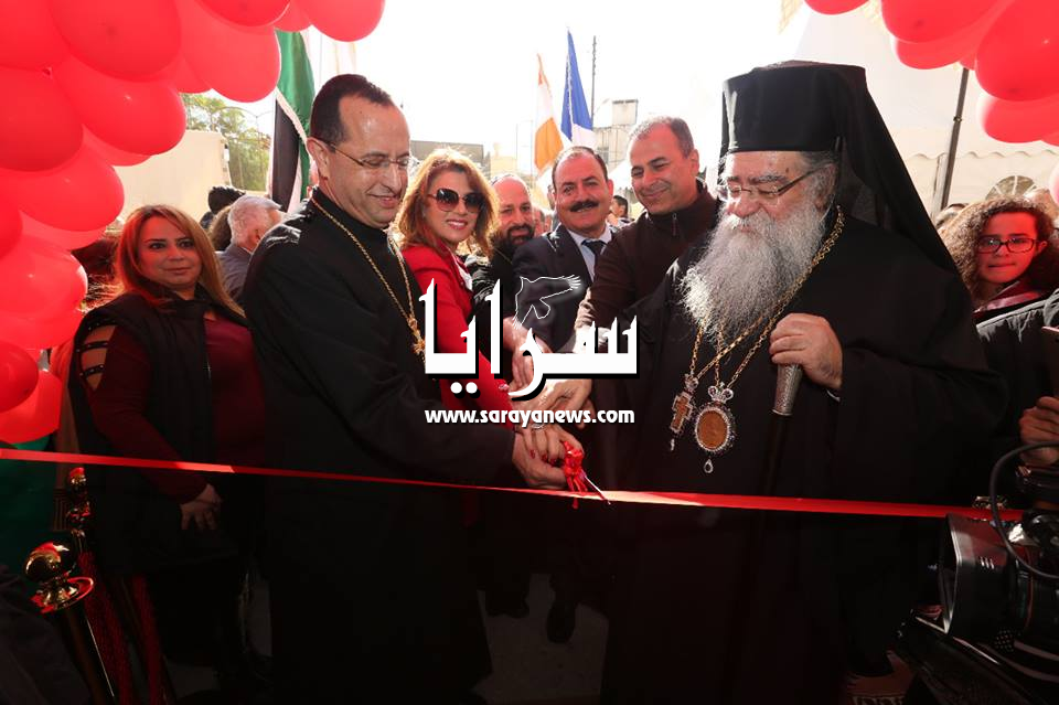 بالصور ..  تزامناً مع ذكرى المولد النبوي الشريف واعياد الميلاد نورسات تفتتح بازار الرحمة الثالث