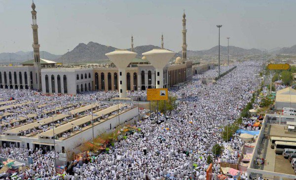 الامن السعودي يمنع دخول السيارات الى المشاعر المقدسة