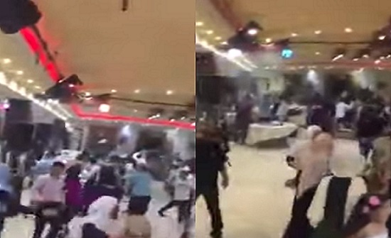 بالفيديو ..  عراك عنيف وإصابات في حفل زفاف بسبب رقصة الدبكة
