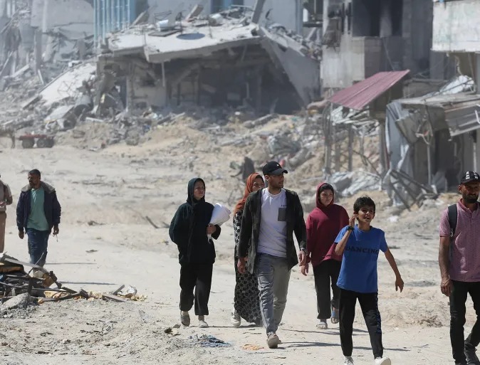 قناة إسرائيلية: وسطاء اقترحوا تولي مصر تفتيش النازحين العائدين لشمال غزة