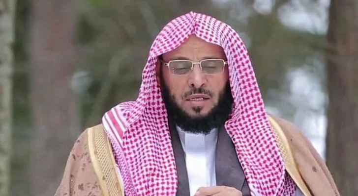 بالتفاصيل ..  عائض القرني يعتذر عن خرافة "قبر عمر والملائكة"