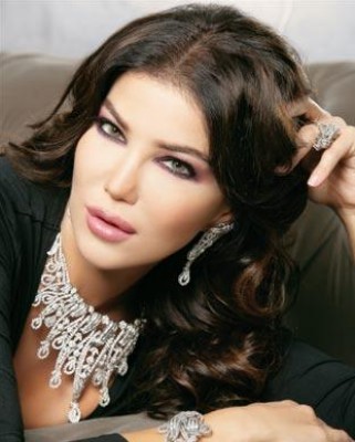 مي حريري : هيفاء وهبي وإليسا وناسي عجرم لسن نجمات صف أول مثلي ومايا دياب طولها الزائد يجعلها ضخمة 