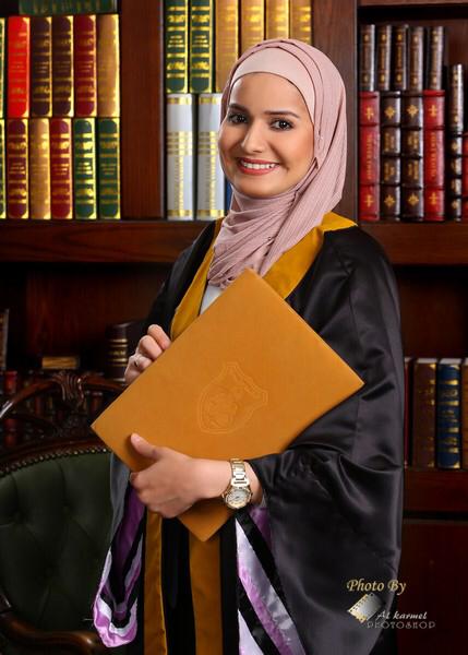 الدكتورة آية العياط ..  مبارك التخرج