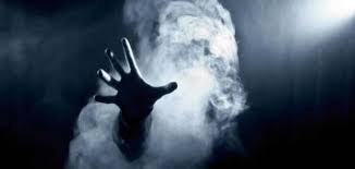 أعاني من مس عاشق  ..  فما الحل؟