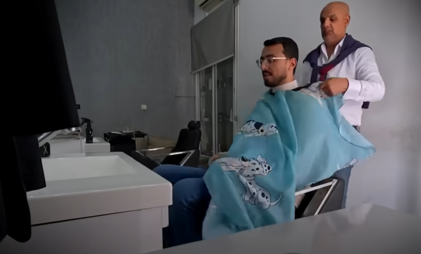 الكاميرا الخفيه: مقلب الحلاق 