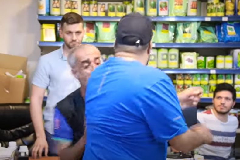 الكاميرا الخفيه: مفكرني سرلانكية عندك ههههههه