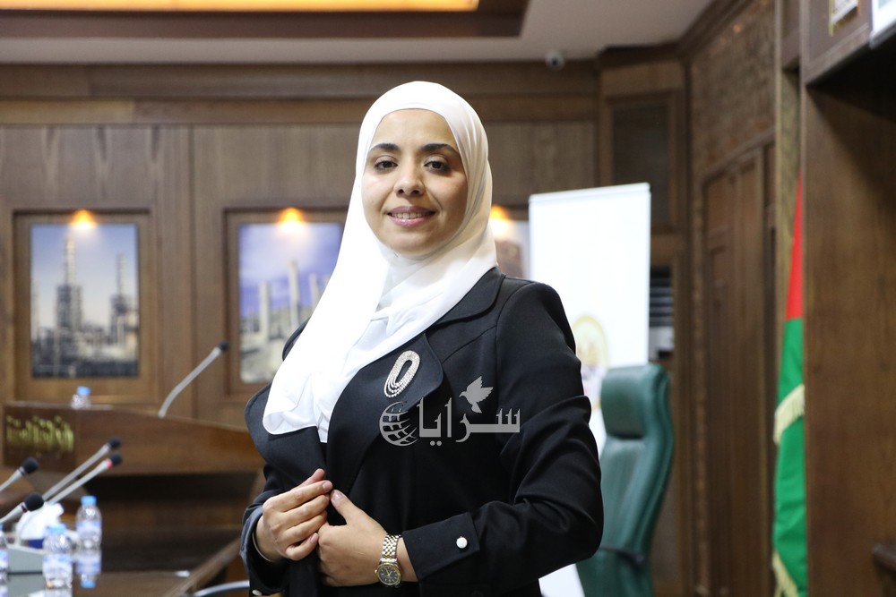 برعاية العين عيسى مراد  ..  الصمادي تشهر كتابها "الإعلام العسكري: ماهيته وأمن معلوماته