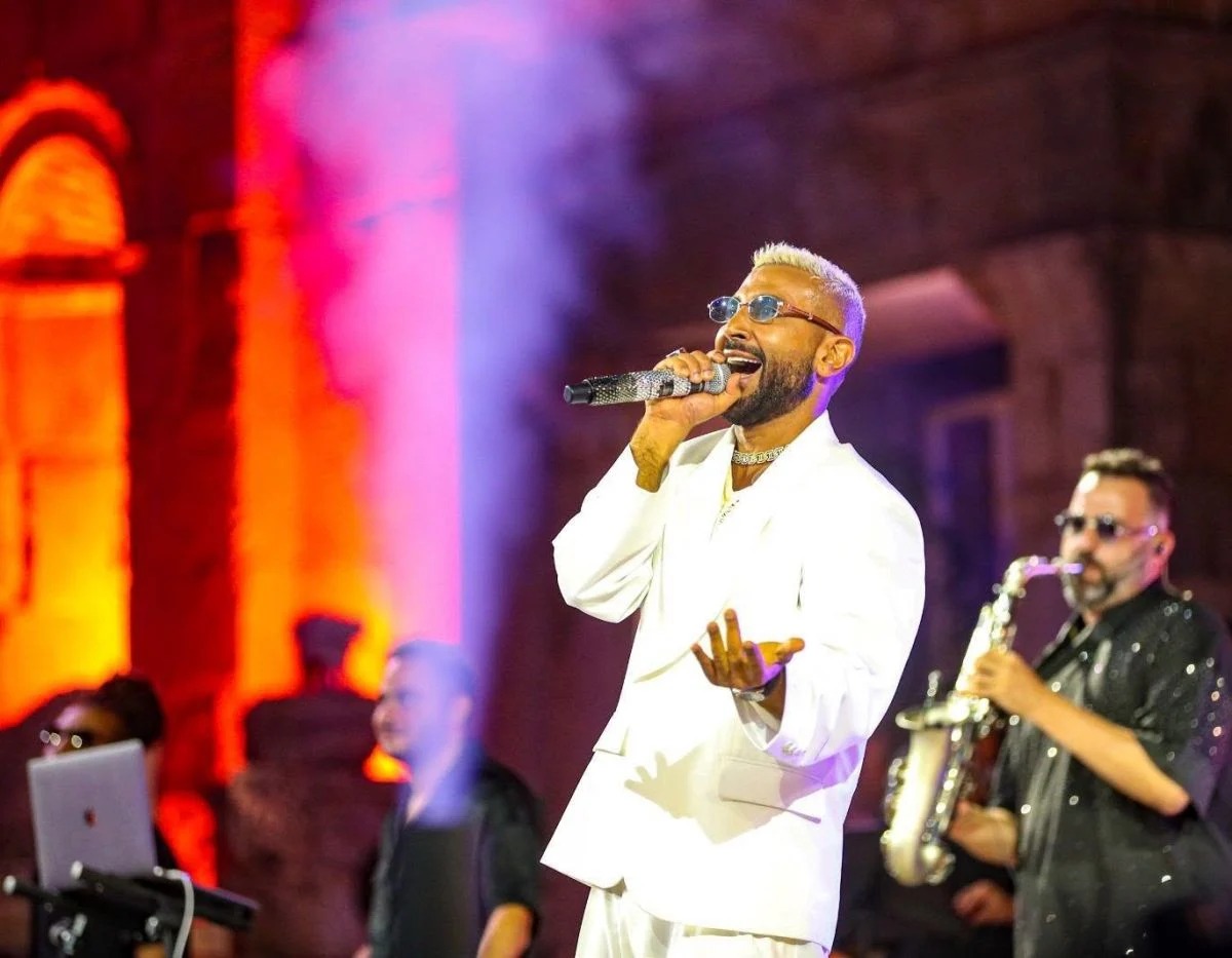 أحمد سعد يكشف عن حلمه الذي تحقق بعد حفله على مسرح جرش (فيديو)