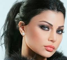 تعرف بالصور على أخوات هيفاء هيفاء وهبى رولا وهناء وعليا  ..  