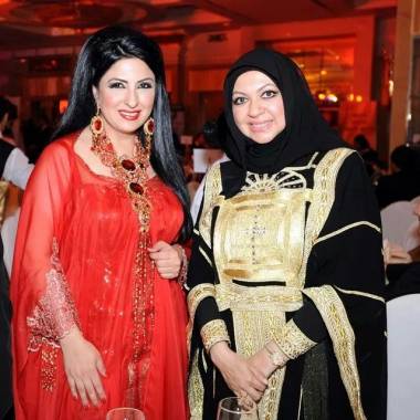 الظهور الأول للفنانة المعتزلة زينب العسكري والكشف عن هوية زوجها