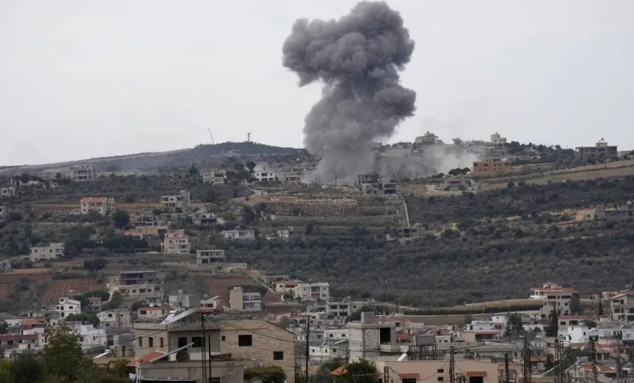 غارات وقصف إسرائيلي على مناطق لبنانية حدودية