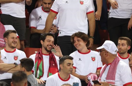 ولي العهد ينشر عبر إنستغرام احتفال النشامى بالتأهل إلى مونديال 2026